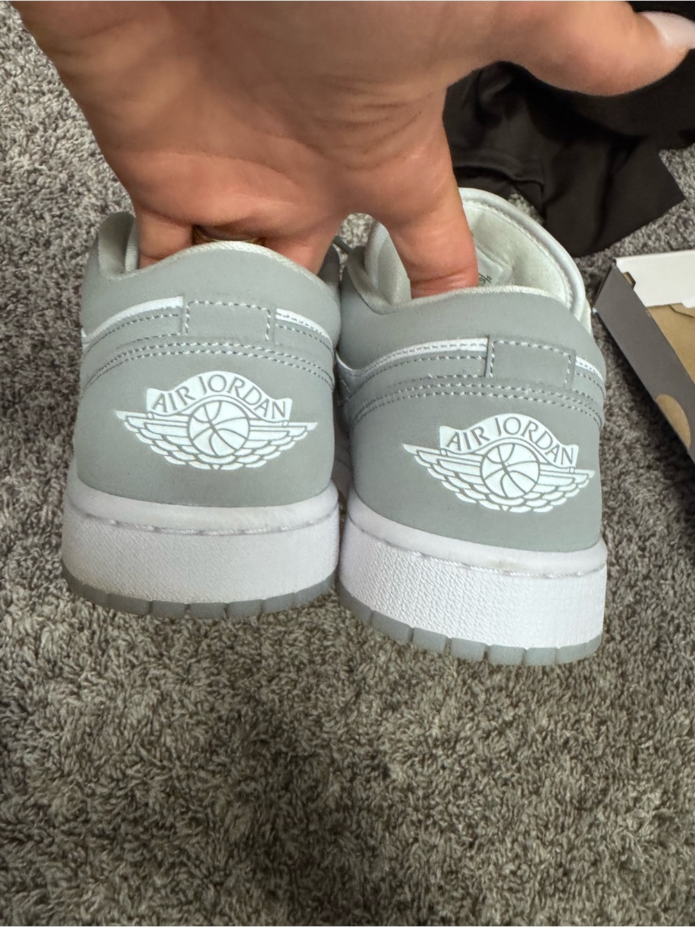 Jordan Low-Top Sneakers in White and Light Gray - Picture 5 of 8